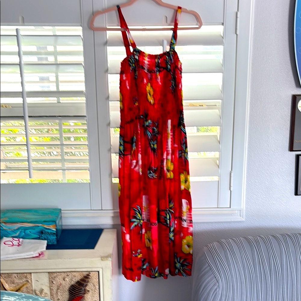 Shoreline Vibrant Red and Black Floral Skirt